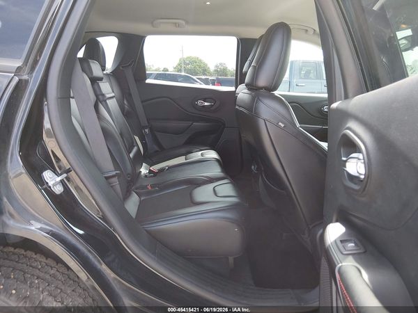 2019 JEEP CHEROKEE TRAILHAWK 4X4