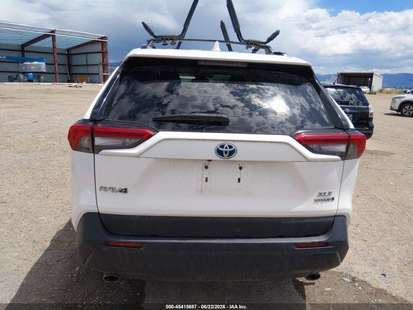 2020 TOYOTA RAV4 HYBRID XLE