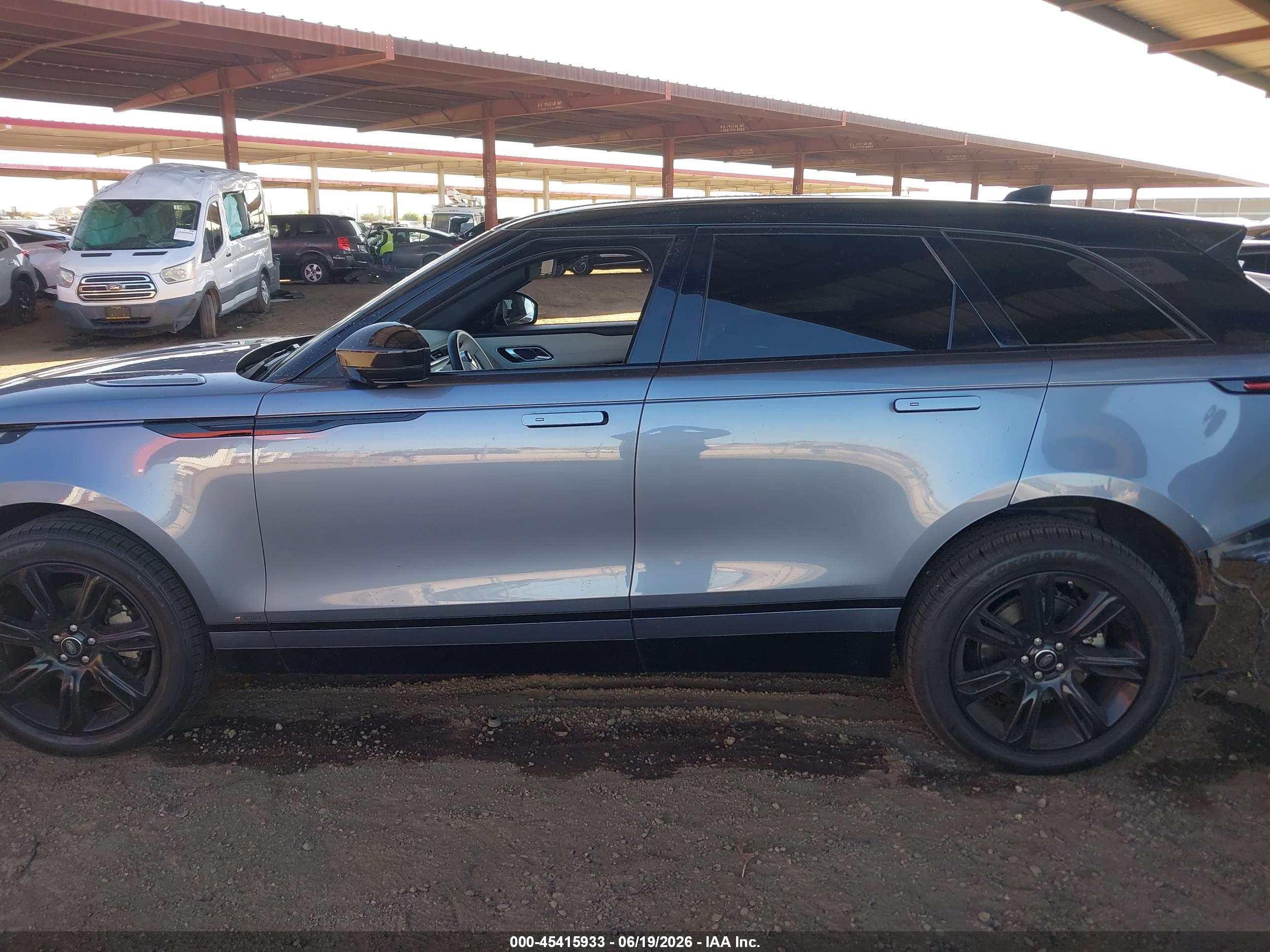 2020 LAND ROVER RANGE ROVER VELAR P250 R-DYNAMIC S