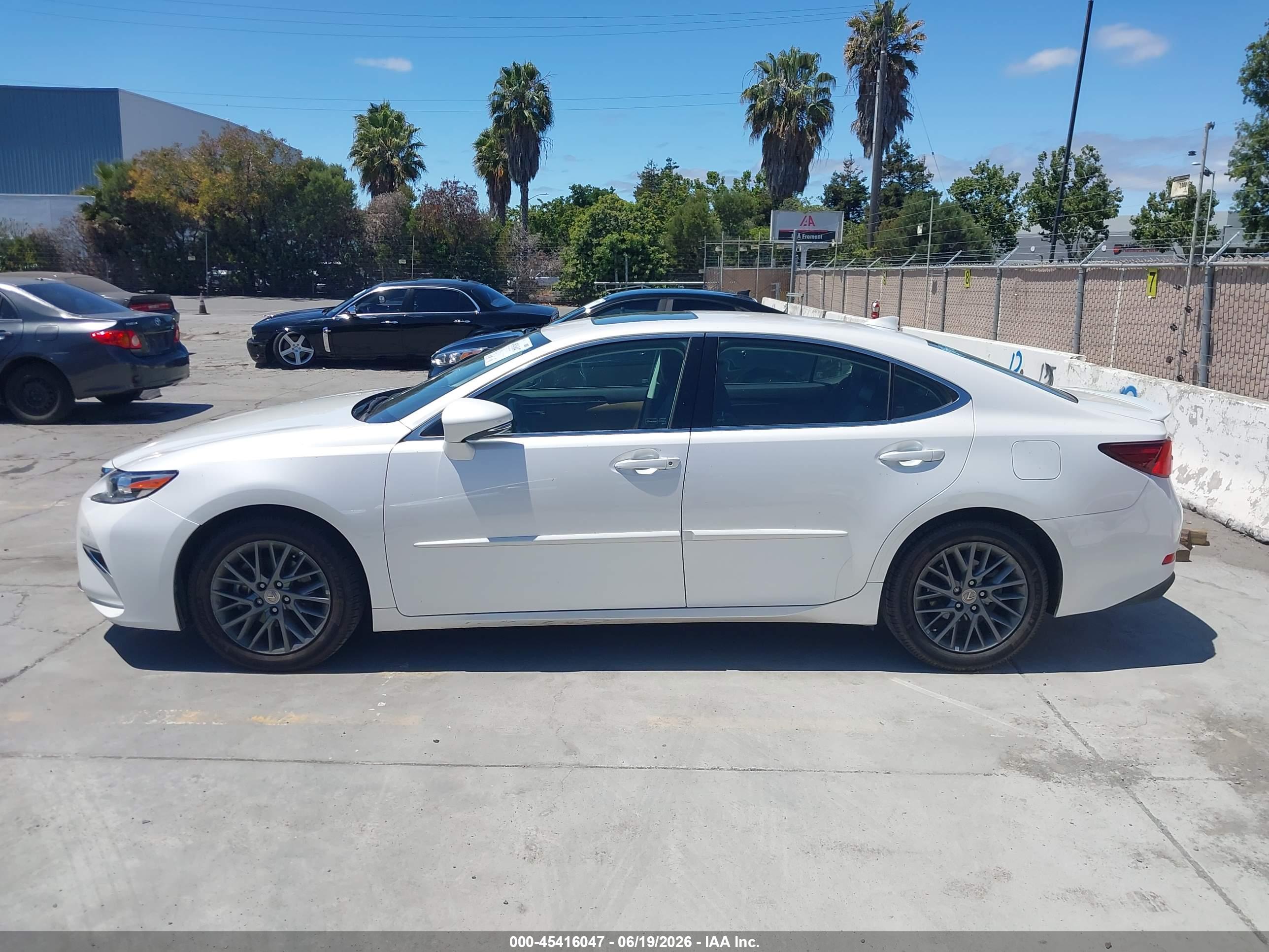 2018 LEXUS ES 350