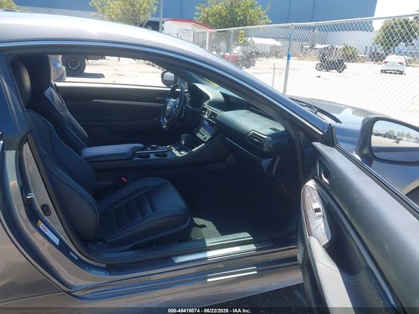 2016 LEXUS RC 200T
