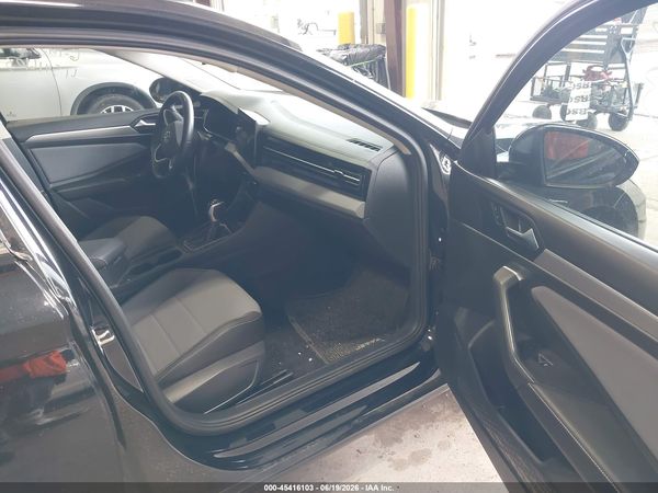 2025 VOLKSWAGEN JETTA 1.5T SE — I5