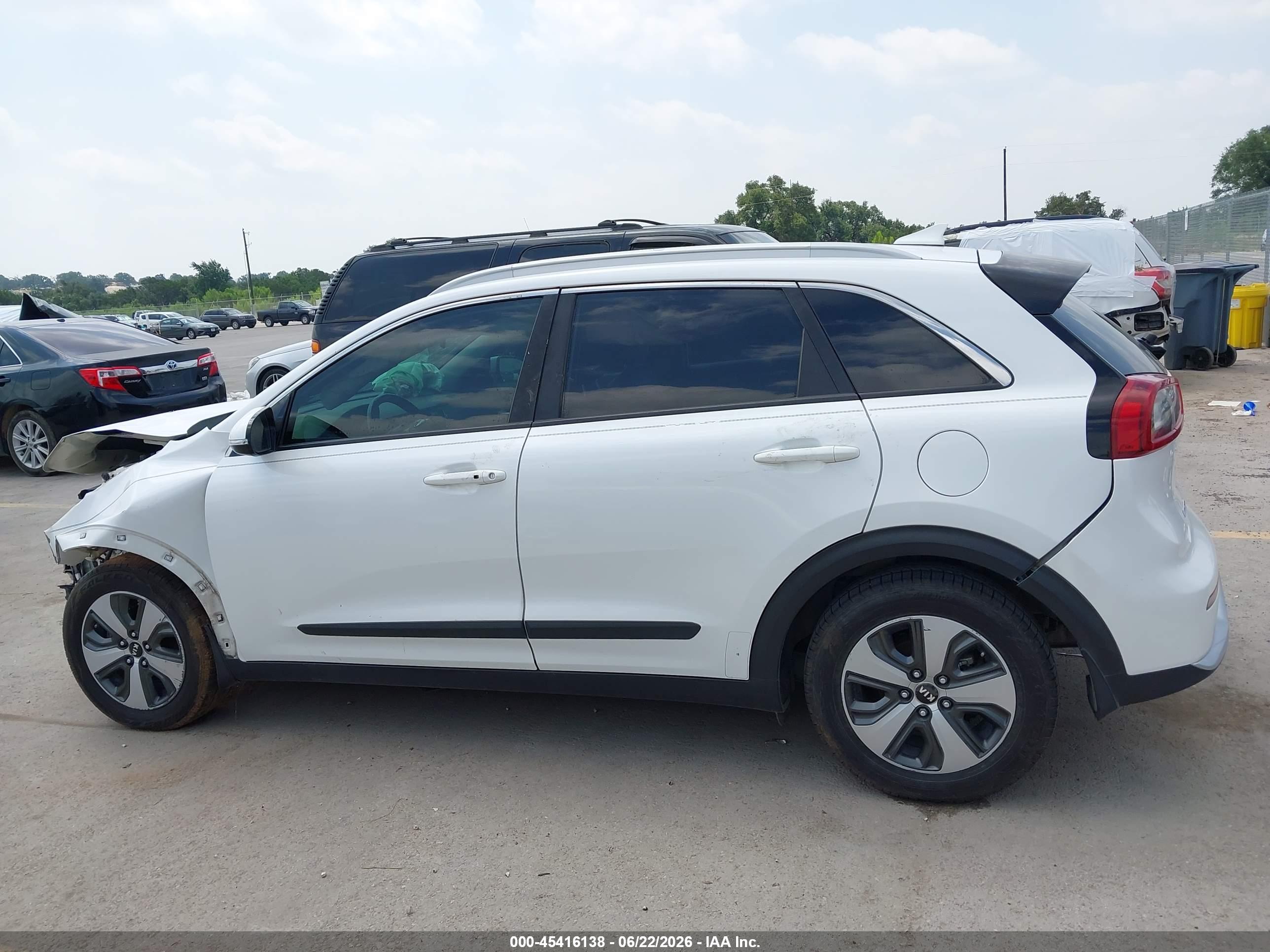 2017 KIA NIRO EX