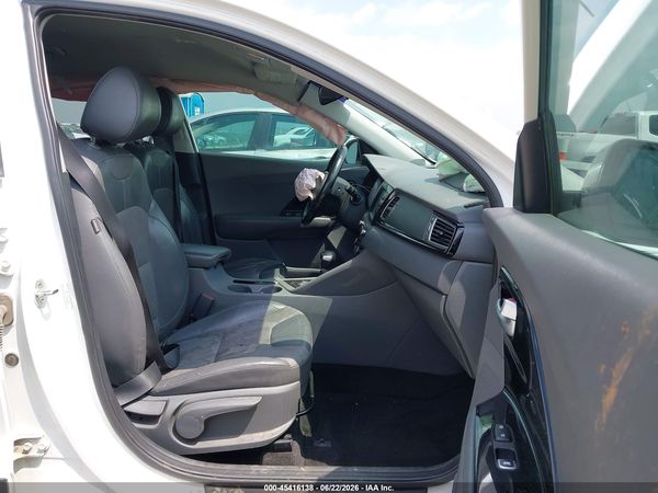 2017 KIA NIRO EX