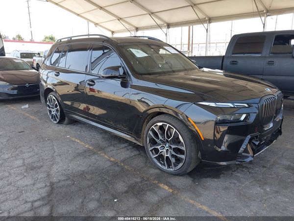 2025 BMW X7 M60I
