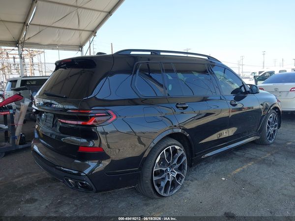 2025 BMW X7 M60I