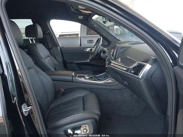 2025 BMW X7 M60I
