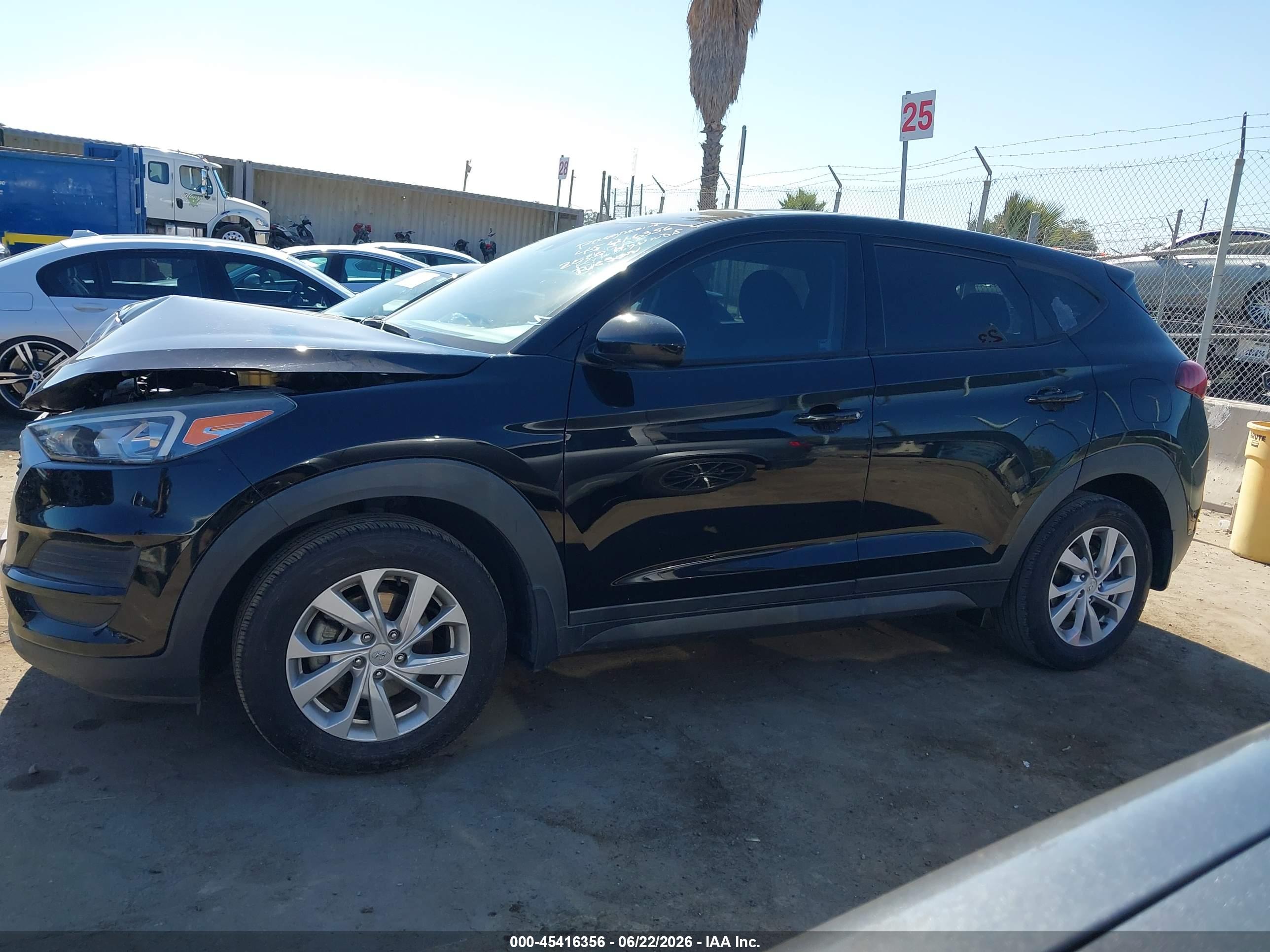 2020 HYUNDAI TUCSON SE
