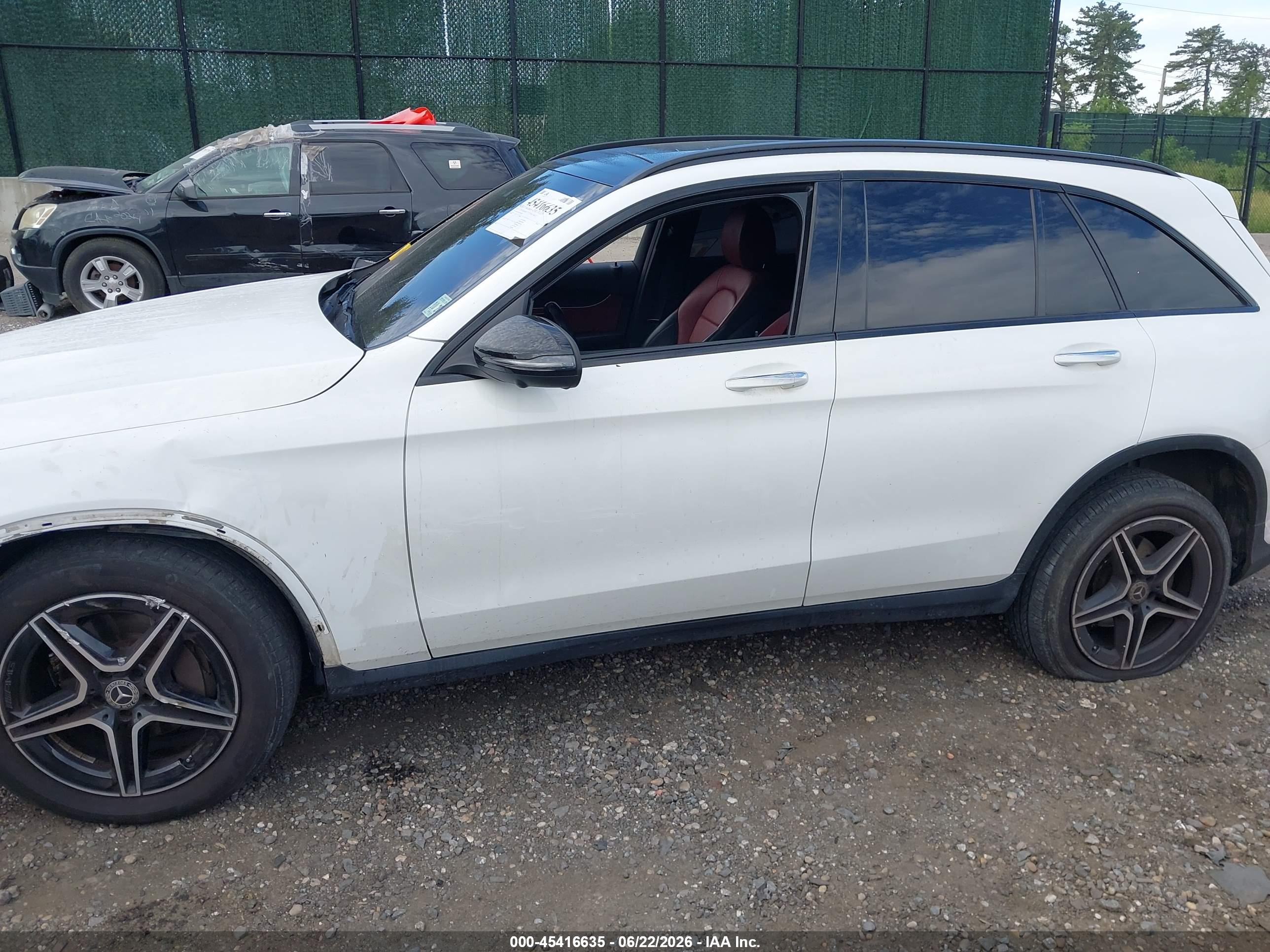2021 MERCEDES-BENZ GLC 300 4MATIC SUV