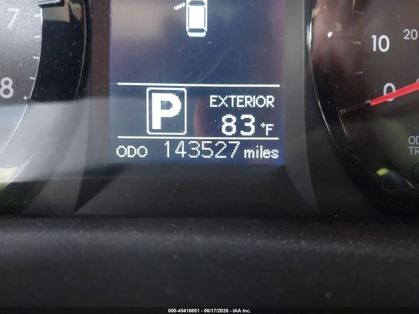 2015 TOYOTA SIENNA LE 8 PASSENGER