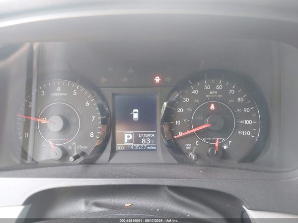 2015 TOYOTA SIENNA LE 8 PASSENGER