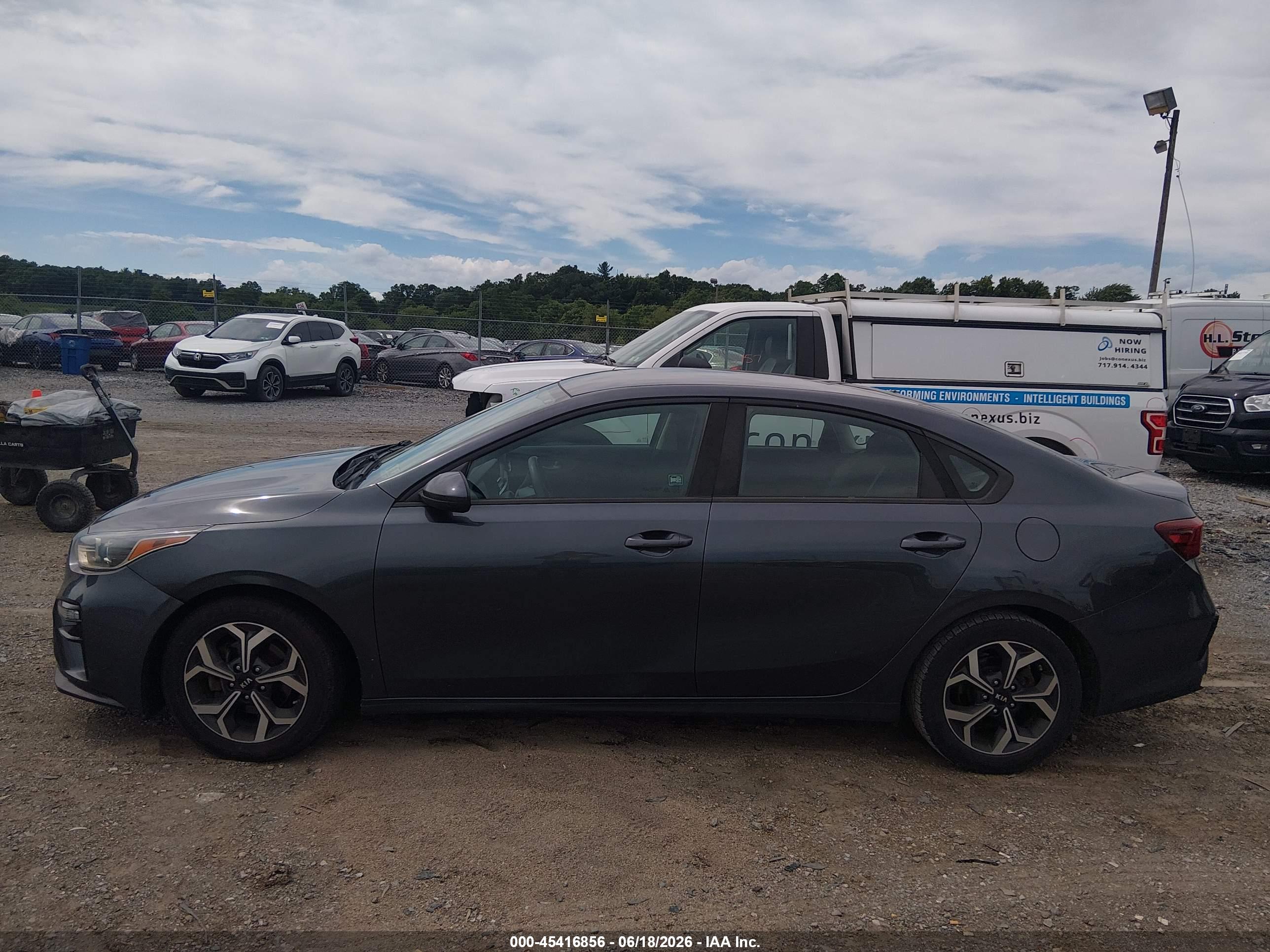 2019 KIA FORTE LXS