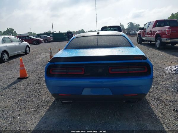 2016 DODGE CHALLENGER SRT HELLCAT
