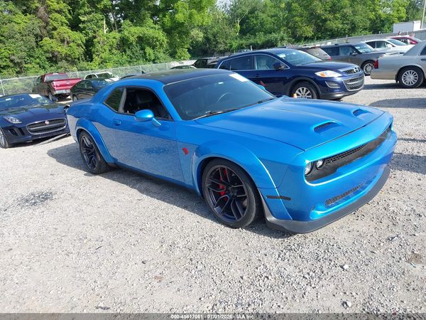 2016 DODGE CHALLENGER SRT HELLCAT
