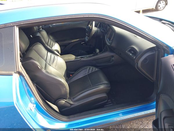 2016 DODGE CHALLENGER SRT HELLCAT