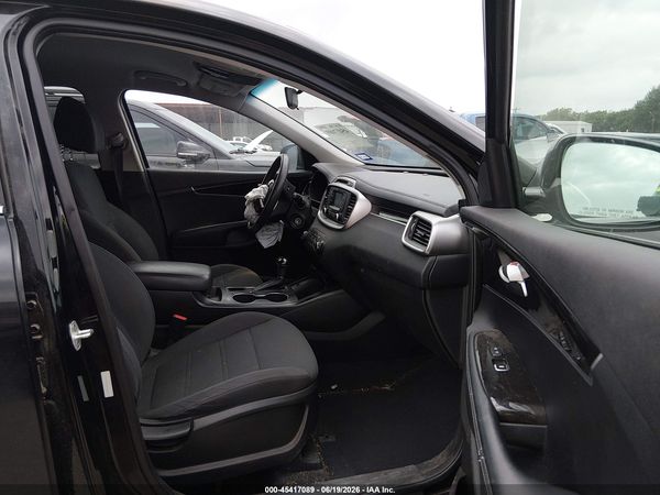 2017 KIA SORENTO 2.4L LX
