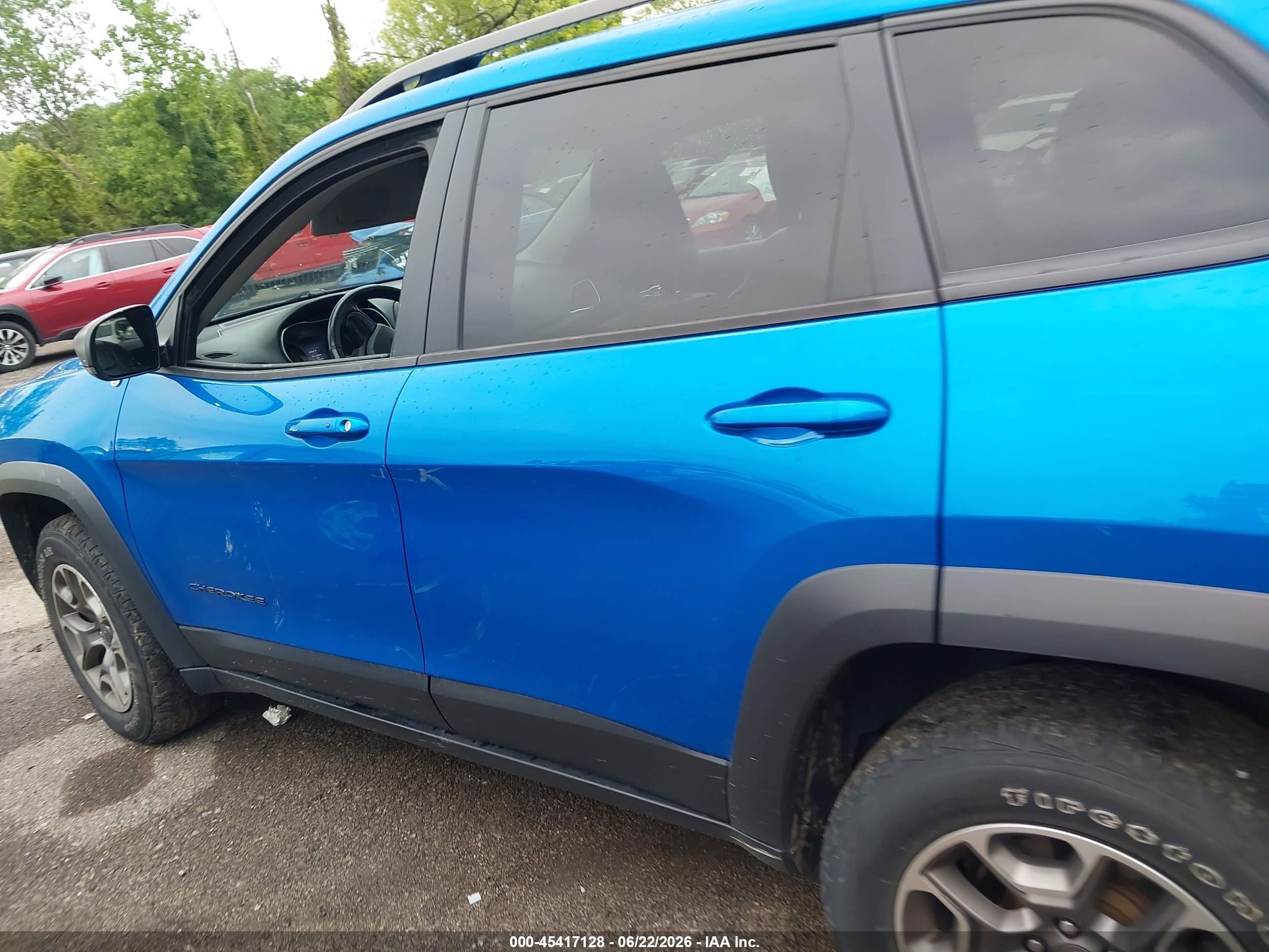 2020 JEEP CHEROKEE TRAILHAWK 4X4