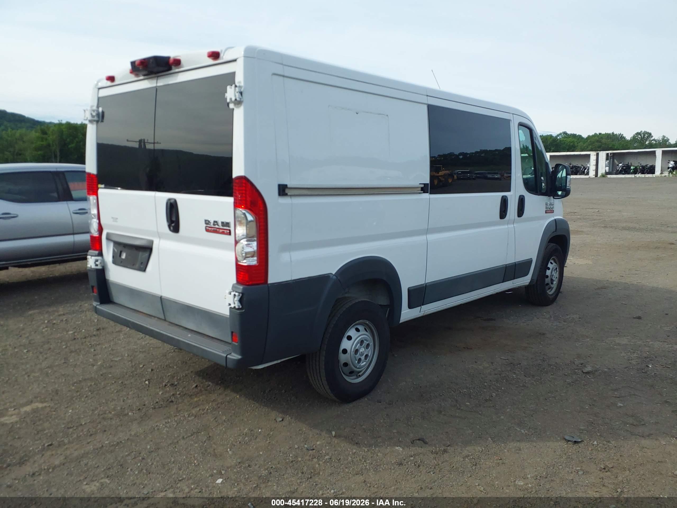2018 RAM PROMASTER 1500 LOW ROOF 136 WB