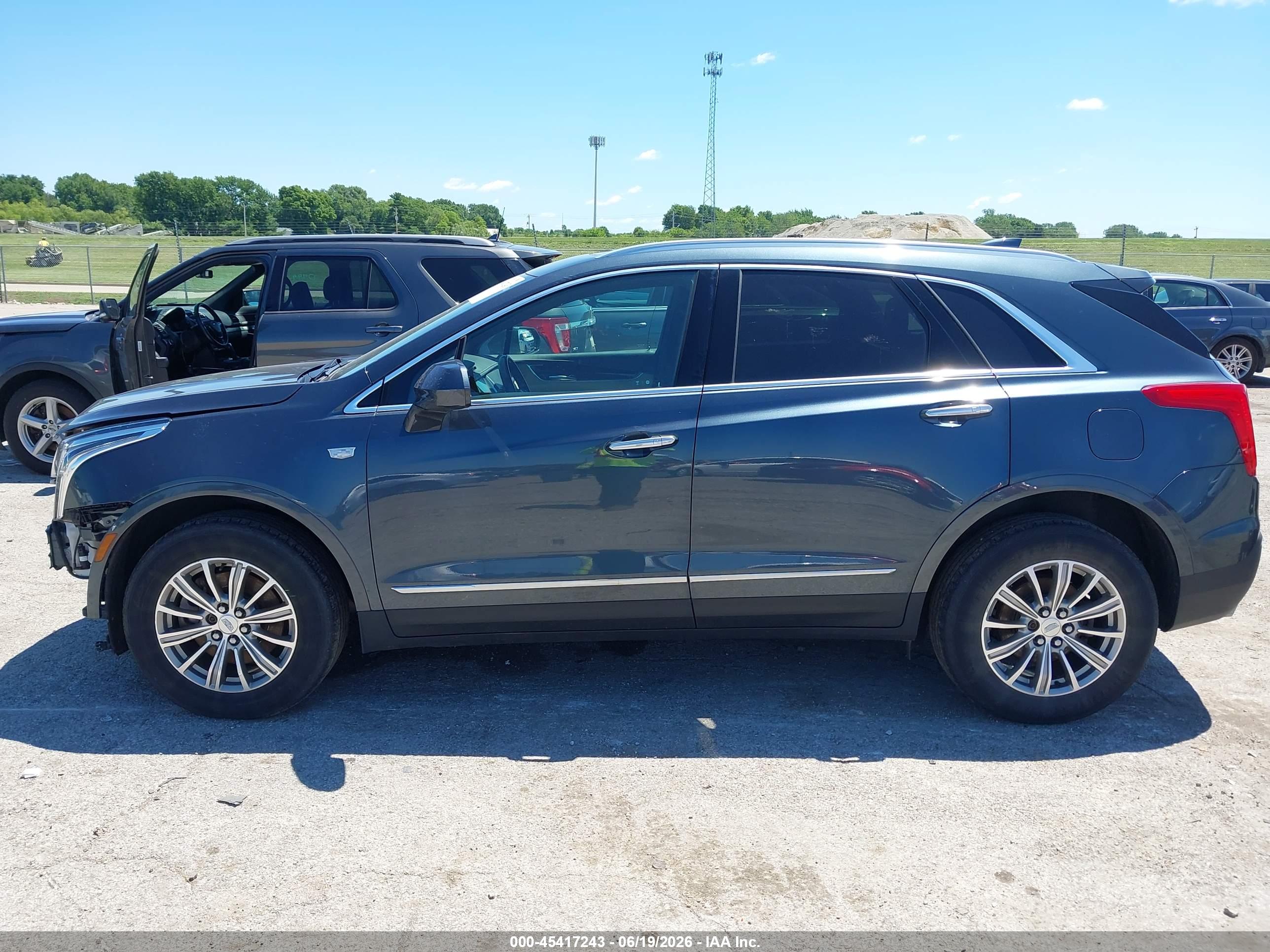 2019 CADILLAC XT5 LUXURY