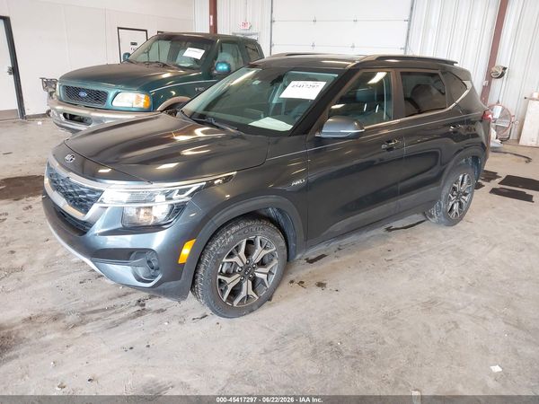 2021 KIA SELTOS EX