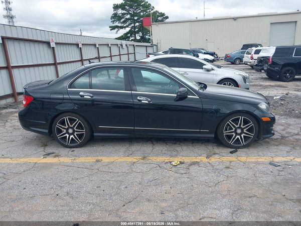 2013 MERCEDES-BENZ C 250 SPORT