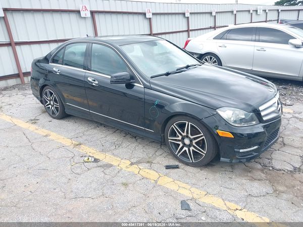 2013 MERCEDES-BENZ C 250 SPORT