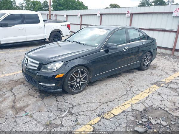 2013 MERCEDES-BENZ C 250 SPORT