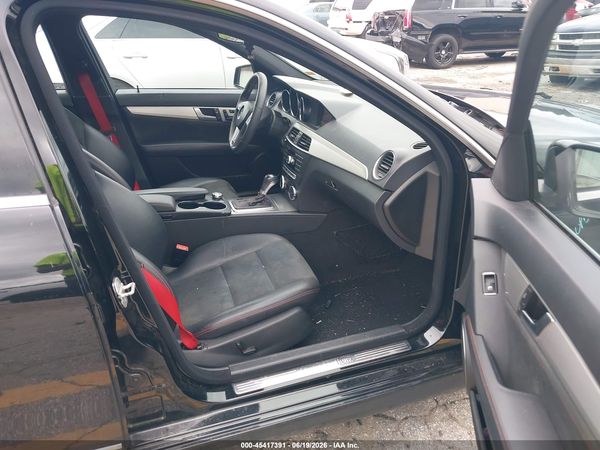 2013 MERCEDES-BENZ C 250 SPORT
