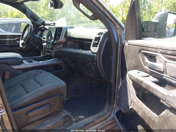 2022 RAM 1500 BIG HORN  4X4 6'4 BOX
