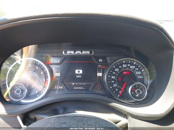2022 RAM 1500 BIG HORN  4X4 6'4 BOX