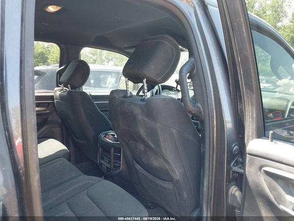 2022 RAM 1500 BIG HORN  4X4 6'4 BOX