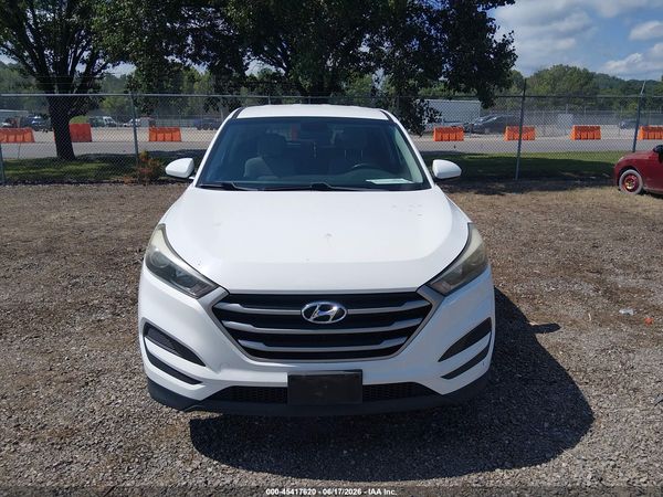 2018 HYUNDAI TUCSON SE