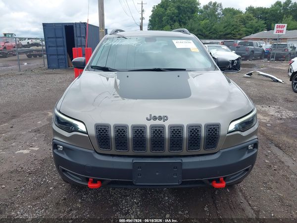 2019 JEEP CHEROKEE TRAILHAWK 4X4