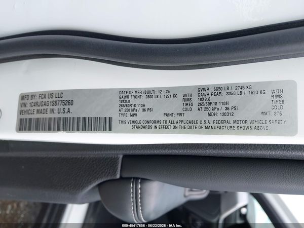 2025 JEEP GRAND CHEROKEE LAREDO X 4X2