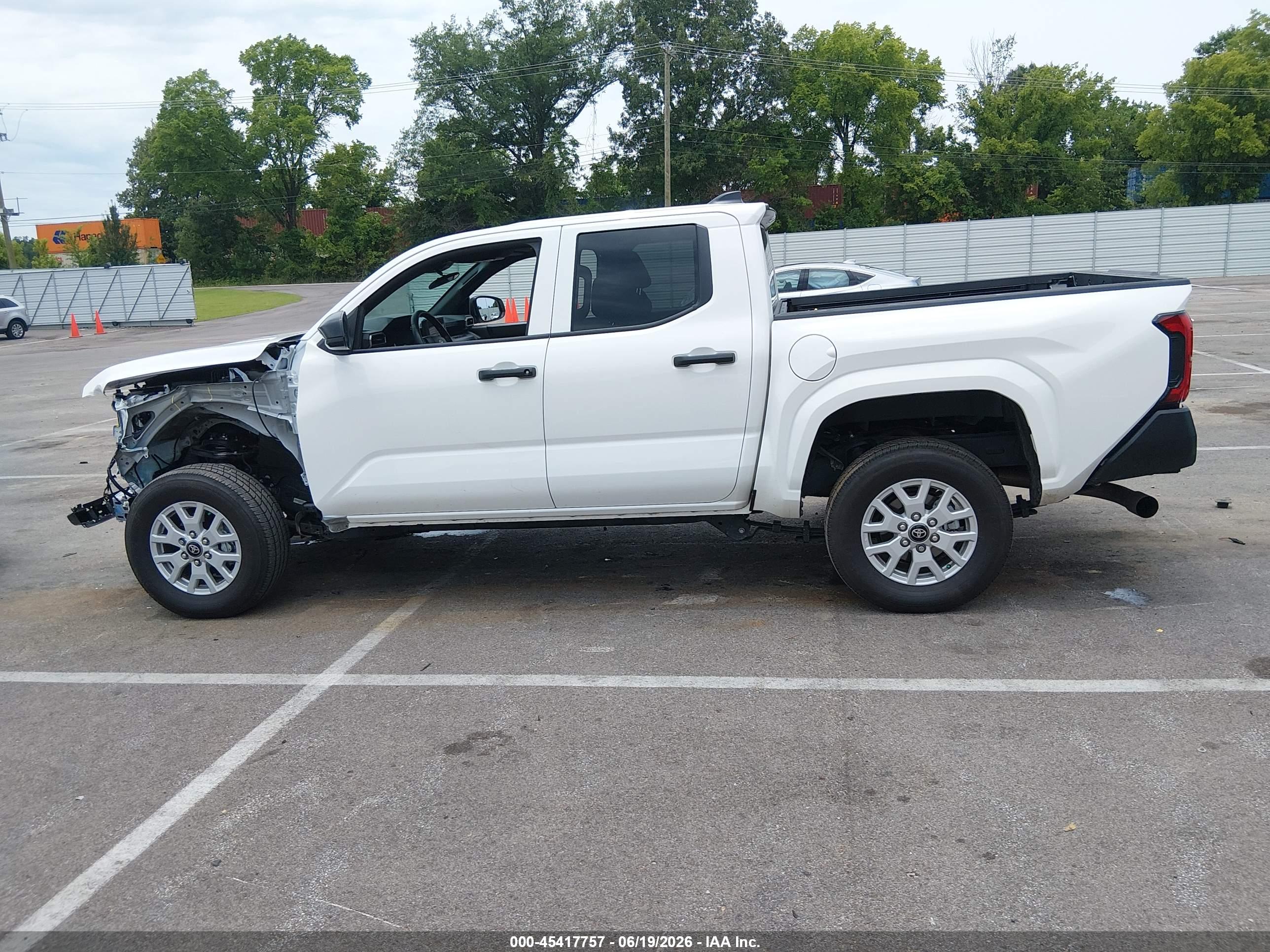 2026 TOYOTA TACOMA SR