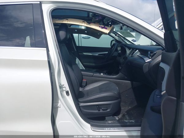 2021 INFINITI QX50 LUXE AWD