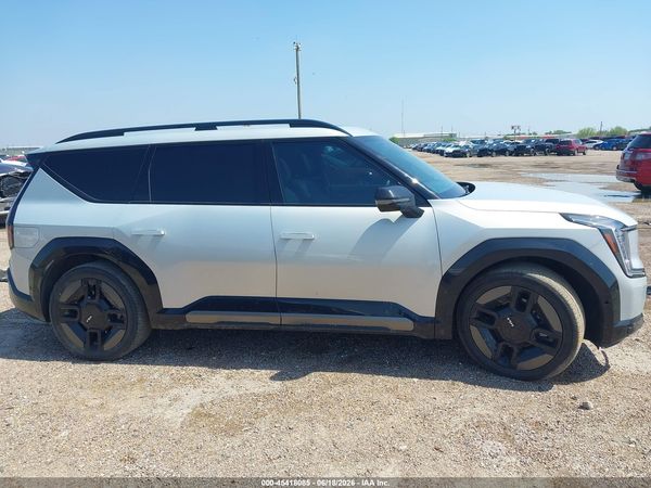 2024 KIA EV9 GT-LINE