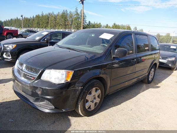2013 DODGE GRAND CARAVAN SE — I2
