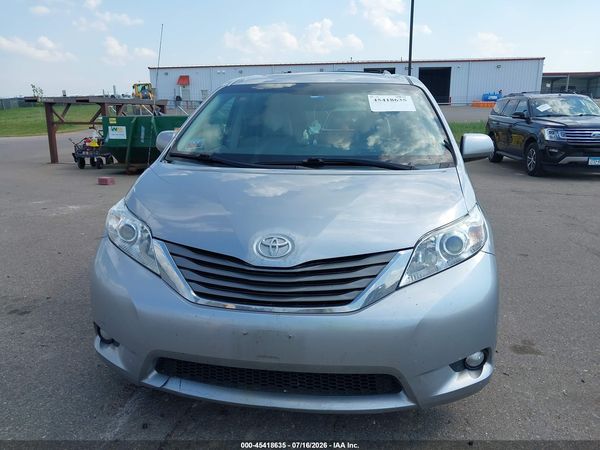 2012 TOYOTA SIENNA XLE 7 PASSENGER