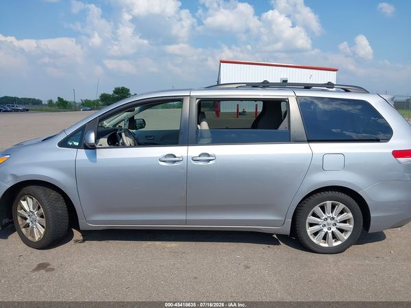 2012 TOYOTA SIENNA XLE 7 PASSENGER