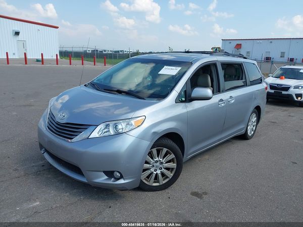 2012 TOYOTA SIENNA XLE 7 PASSENGER