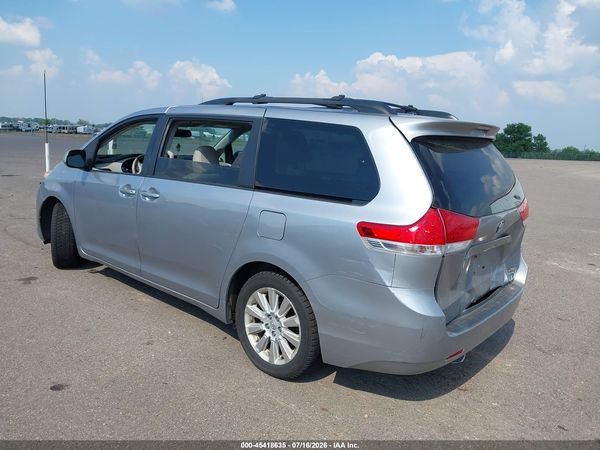 2012 TOYOTA SIENNA XLE 7 PASSENGER