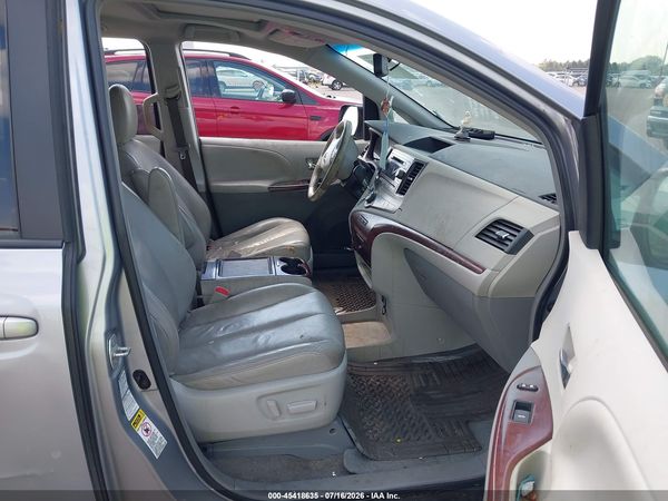 2012 TOYOTA SIENNA XLE 7 PASSENGER