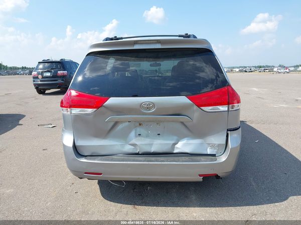 2012 TOYOTA SIENNA XLE 7 PASSENGER