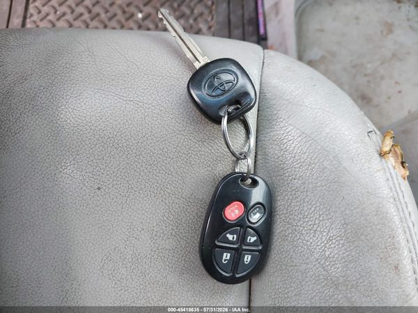 2012 TOYOTA SIENNA XLE 7 PASSENGER