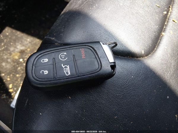 2019 JEEP CHEROKEE LATITUDE PLUS 4X4