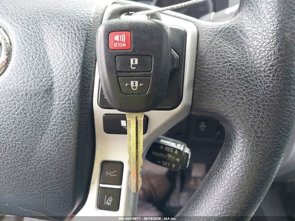 2020 TOYOTA TUNDRA SR5