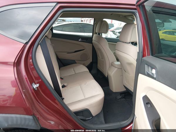 2016 HYUNDAI TUCSON SE
