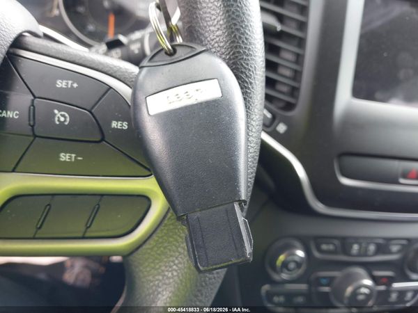2020 JEEP CHEROKEE LATITUDE FWD
