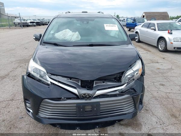 2019 TOYOTA SIENNA